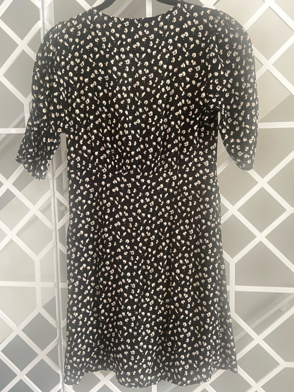 ALLSAINTS Kota Scatter Print Mini Dress Medium Black Cream Viscose Summer EUC - Picture 3 of 7